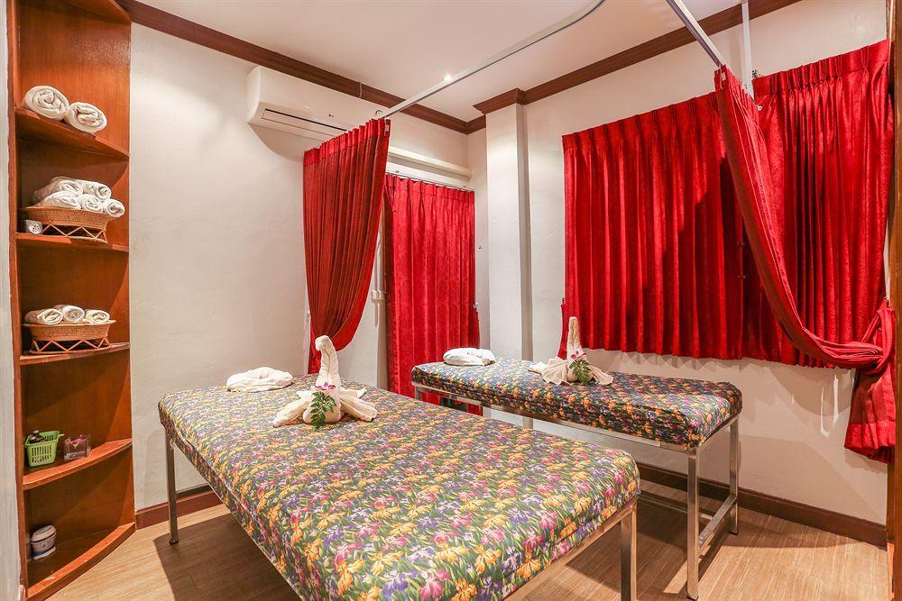 Hip Yaya Residences Patong Buitenkant foto