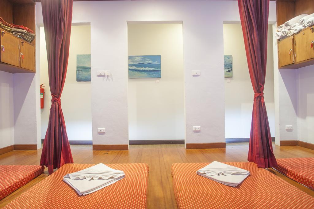 Hip Yaya Residences Patong Buitenkant foto